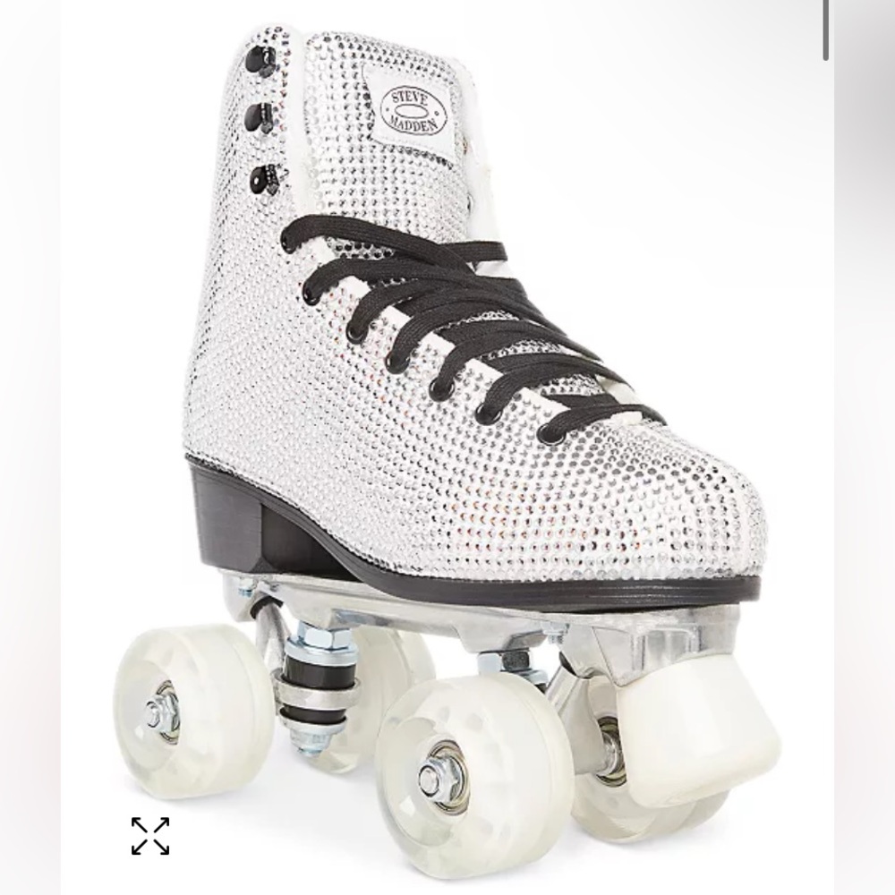 New Steve Madden Women's Sk8r Rhinestone Roller Skates